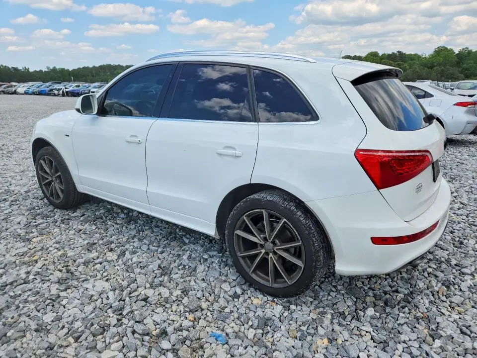 2010 AUDI Q5 PREMIUM PLUS  