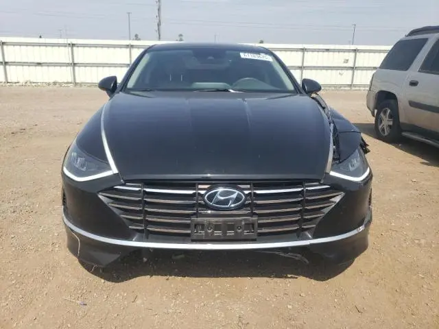 2020 HYUNDAI SONATA SE  