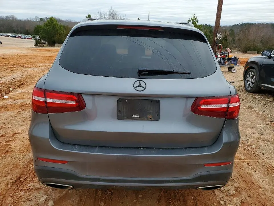 2019 MERCEDES-BENZ GLC 300  