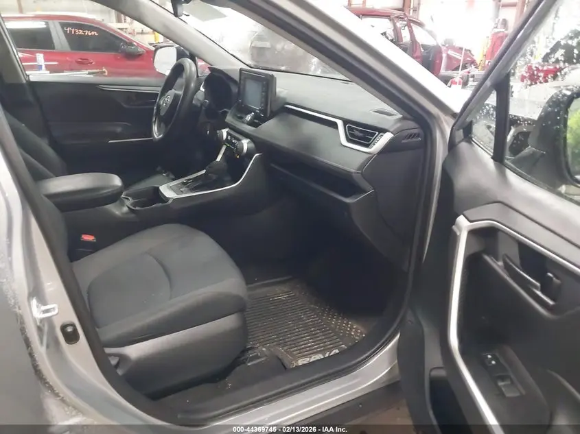 2020 TOYOTA RAV4 HYBRID LE