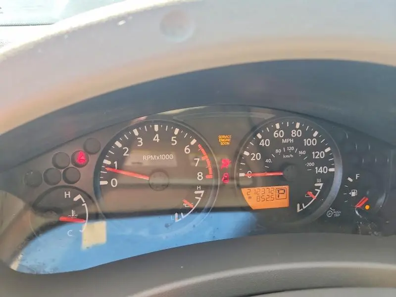 2011 NISSAN FRONTIER SV V6  