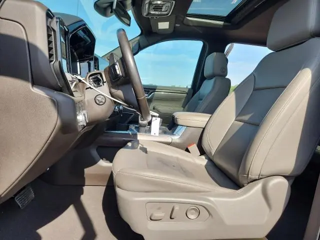 2025 GMC SIERRA K1500 SLT  