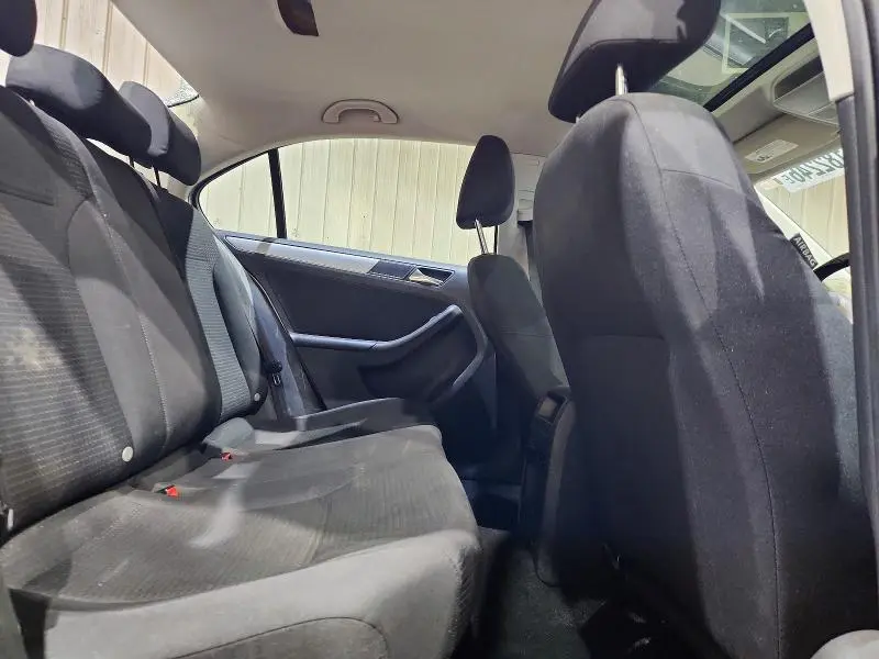 2011 VOLKSWAGEN JETTA TDI  