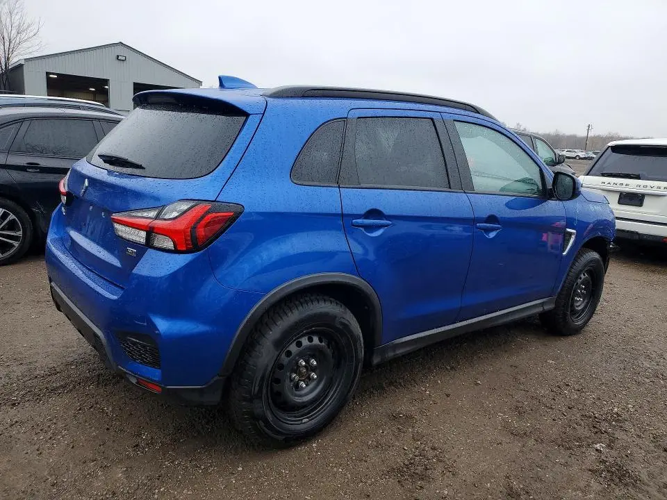 2023 MITSUBISHI RVR SE  