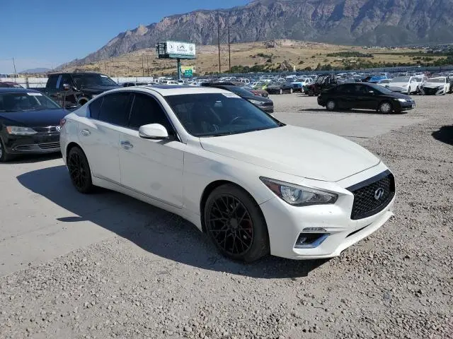 2018 INFINITI Q50 LUXE  