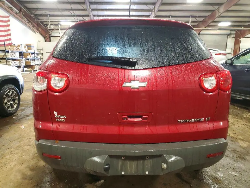 2012 CHEVROLET TRAVERSE LT  