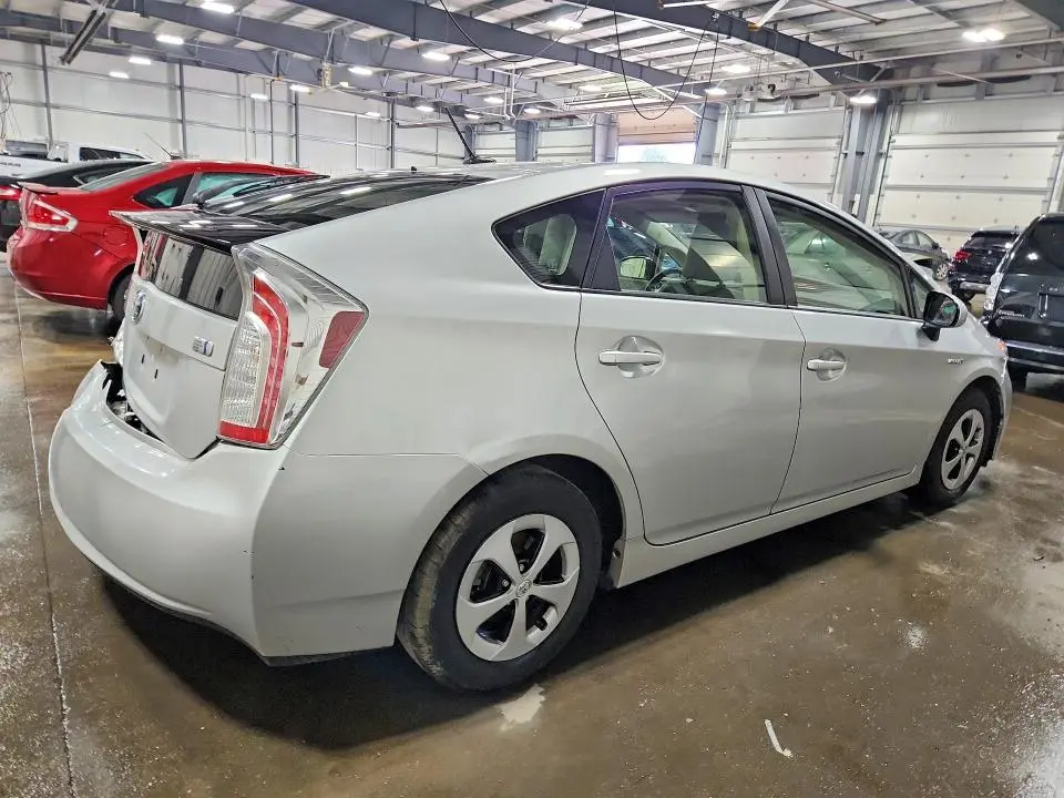 2015 TOYOTA PRIUS FOUR  