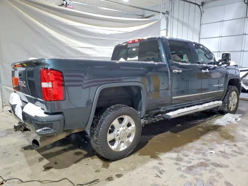2017 GMC SIERRA K2500 DENALI  