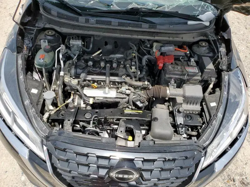 2022 NISSAN KICKS S  