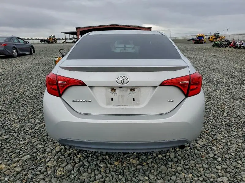 2017 TOYOTA COROLLA SE  