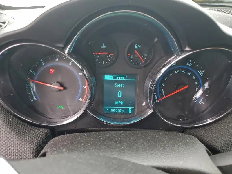 2015 CHEVROLET CRUZE LT  