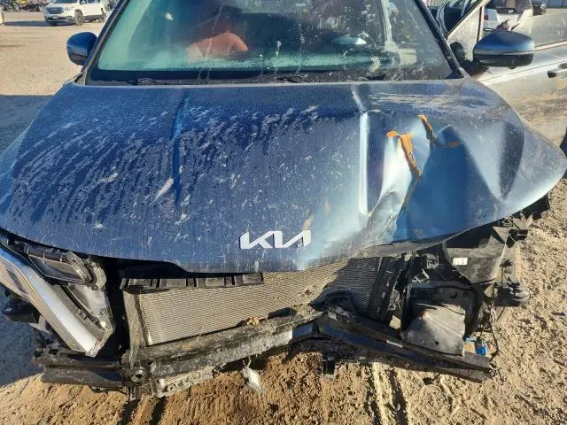 2024 KIA CARNIVAL SX  