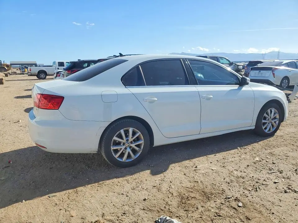 2014 VOLKSWAGEN JETTA SE  