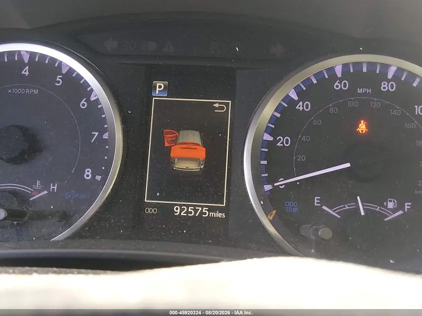 2019 TOYOTA HIGHLANDER LE