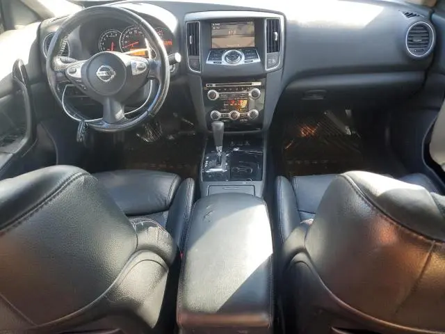 2010 NISSAN MAXIMA S  