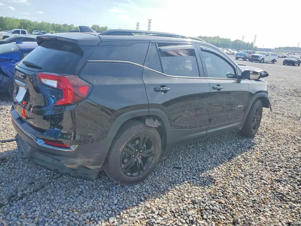 2024 GMC TERRAIN AT4  