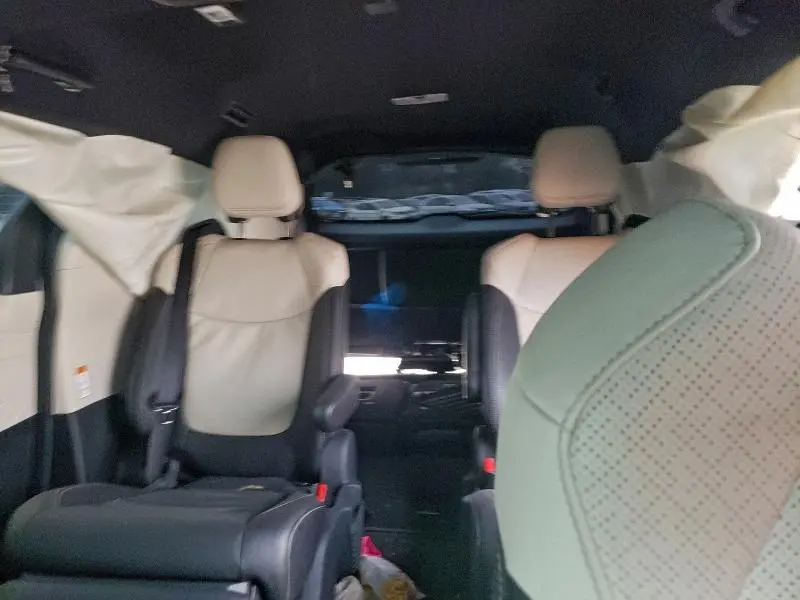 2025 TOYOTA SIENNA PLATINUM 7-PASSENGER  