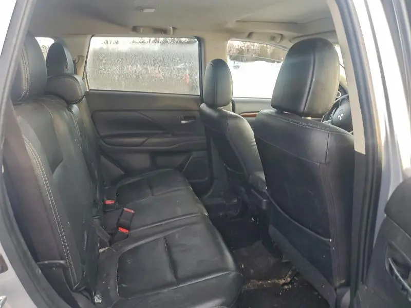 2014 MITSUBISHI OUTLANDER GT  