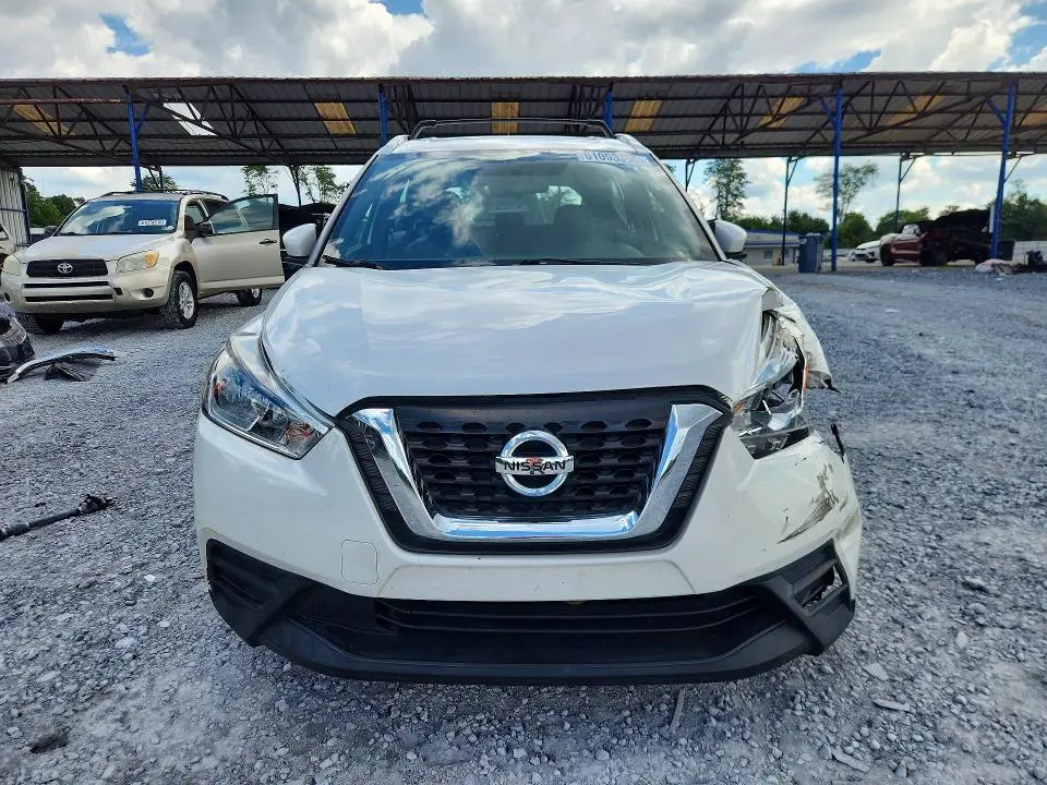 2019 NISSAN KICKS SV  