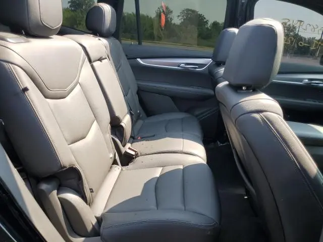 2025 CADILLAC XT6 LUXURY  