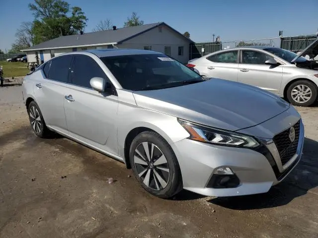 2019 NISSAN ALTIMA SV  