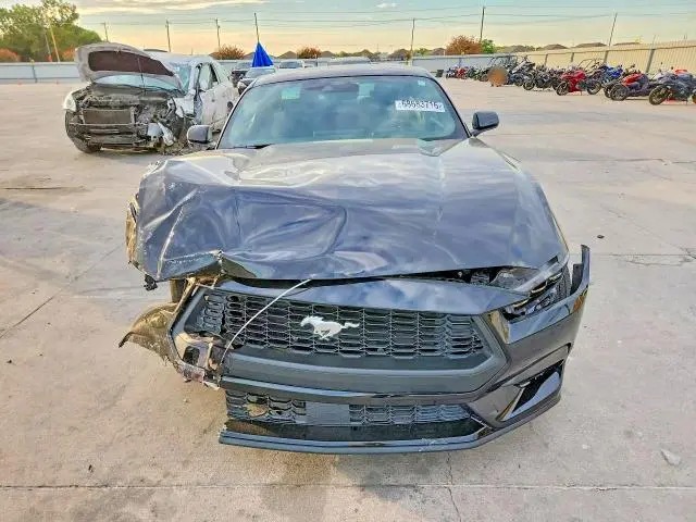 2025 FORD MUSTANG   