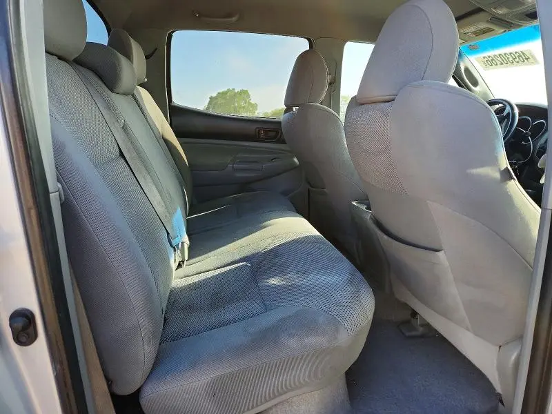 2010 TOYOTA TACOMA V6  