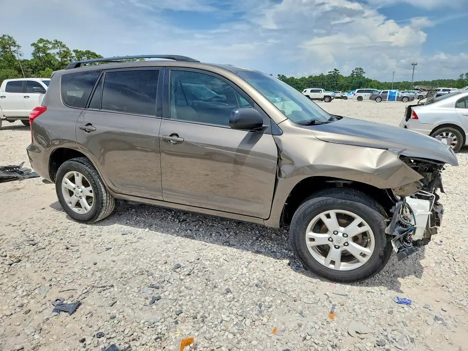 2011 TOYOTA RAV4 BASE  