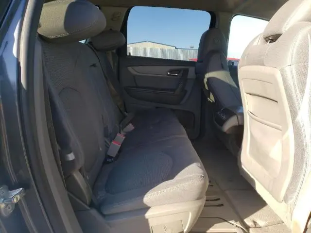 2014 CHEVROLET TRAVERSE LS  