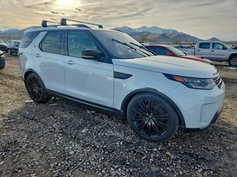 2017 LAND ROVER DISCOVERY HSE LUXURY  