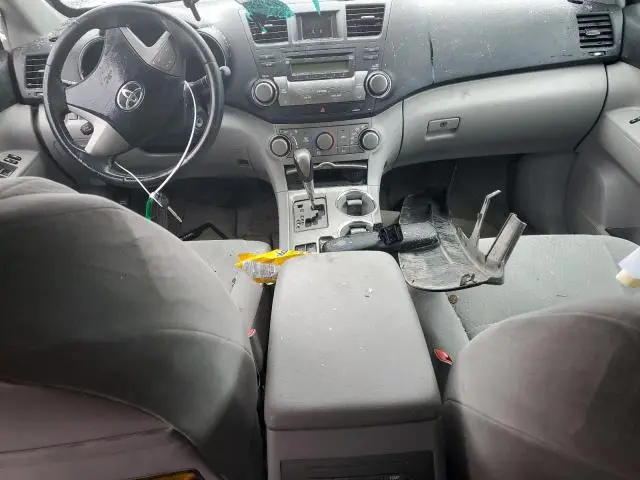 2010 TOYOTA HIGHLANDER   