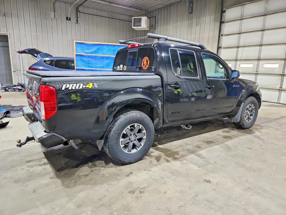 2014 NISSAN FRONTIER PRO-4X  