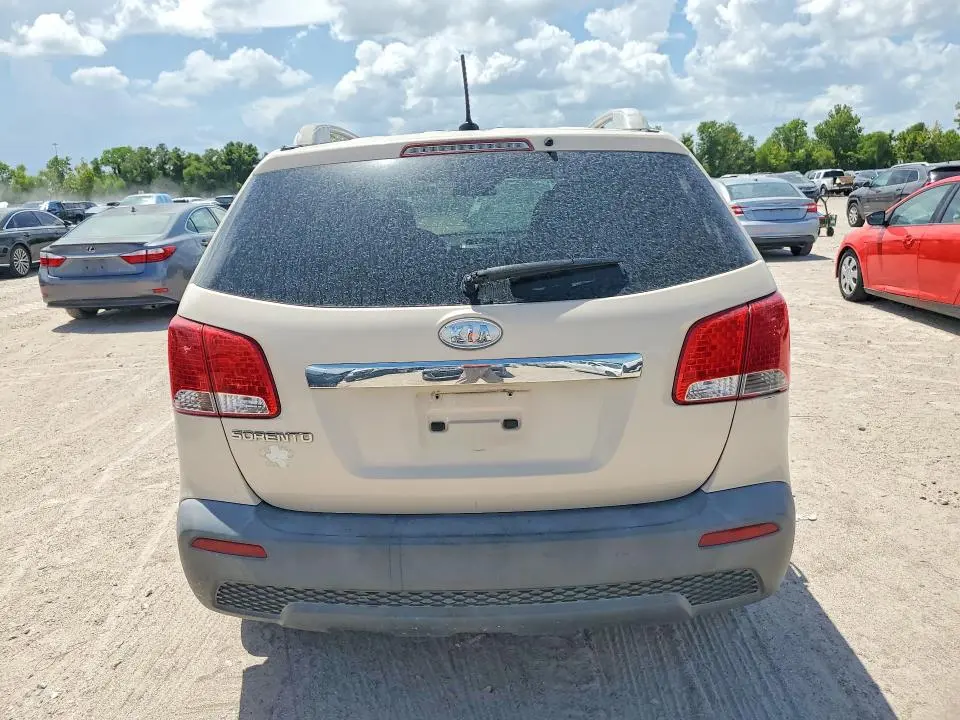 2011 KIA SORENTO   