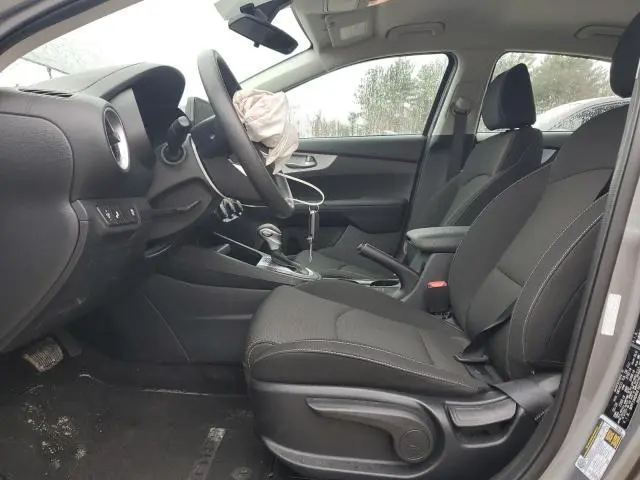 2024 KIA FORTE LX  