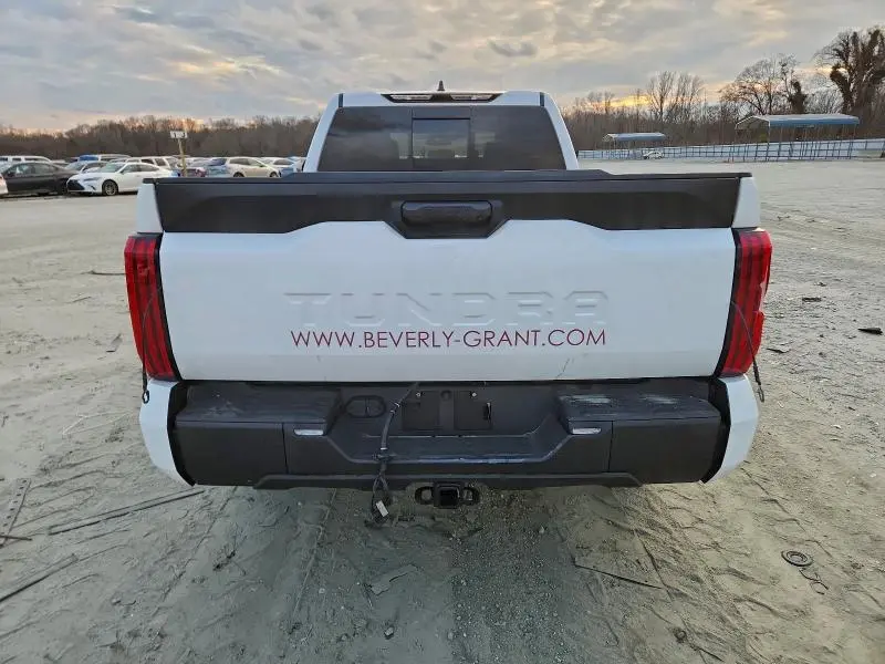 2025 TOYOTA TUNDRA DOUBLE CAB SR  