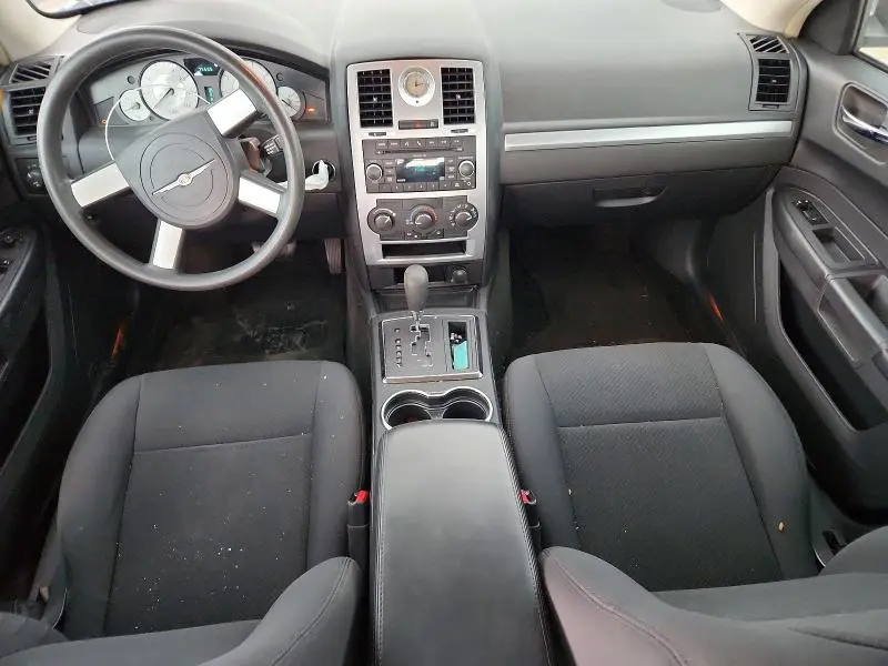 2010 CHRYSLER 300 TOURING  
