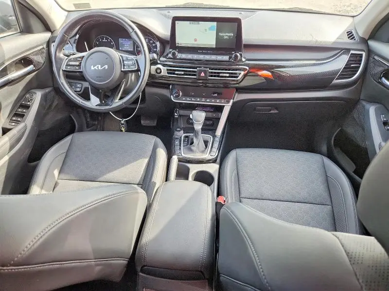 2022 KIA SELTOS EX  