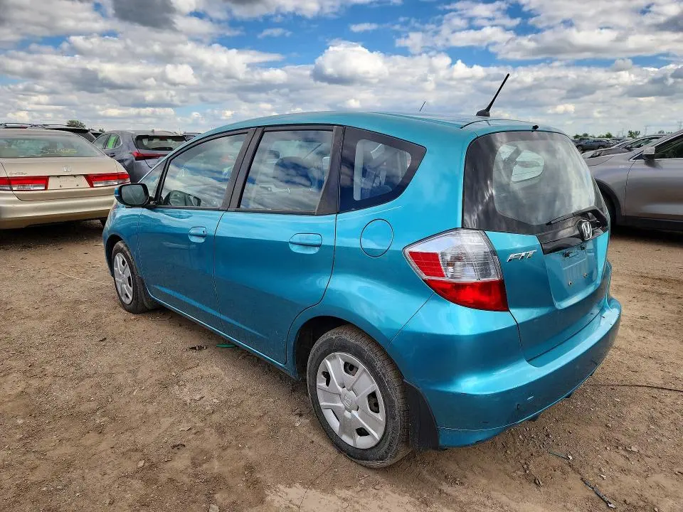 2012 HONDA FIT   