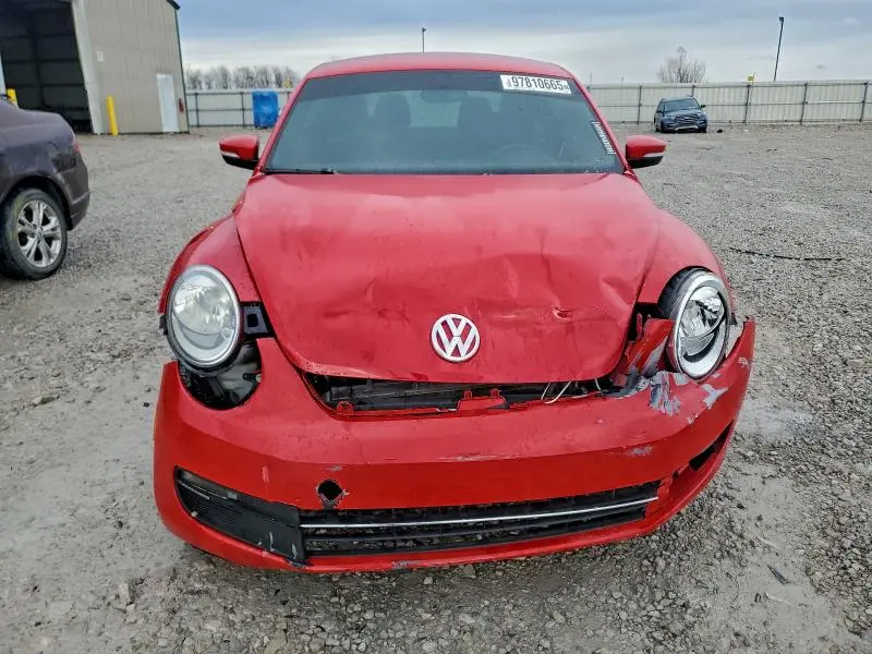 2013 VOLKSWAGEN BEETLE   