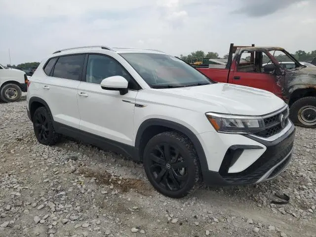 2022 VOLKSWAGEN TAOS SE  
