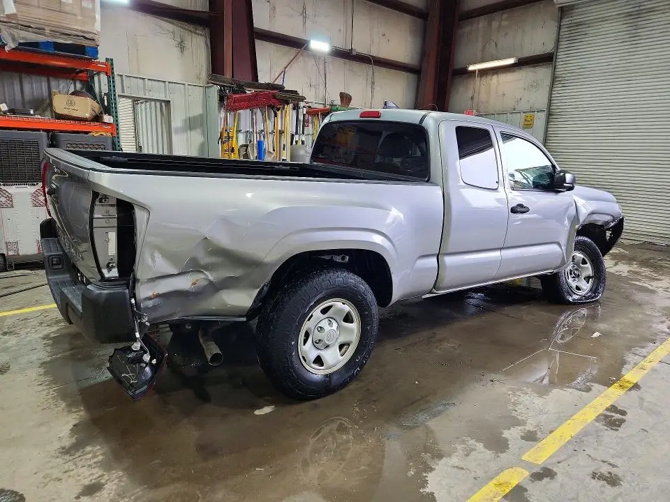 2020 TOYOTA TACOMA SR  