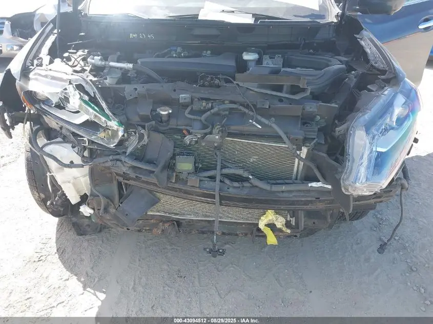 2016 NISSAN ROGUE SL