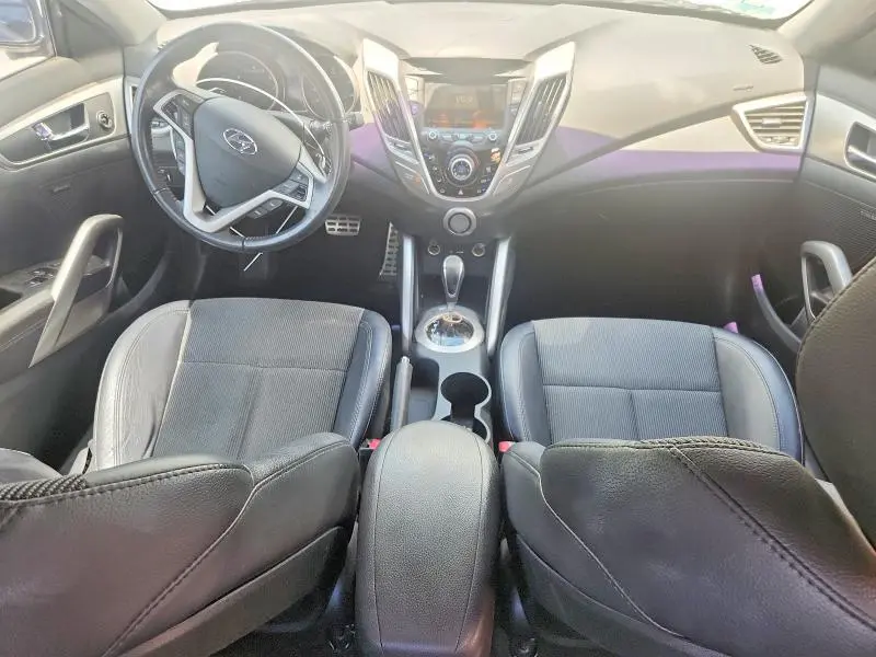 2013 HYUNDAI VELOSTER BASE  