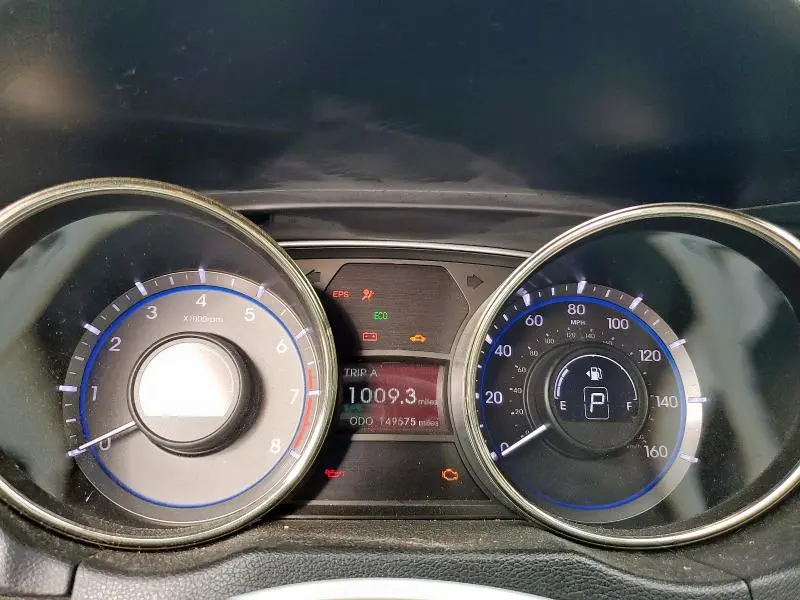 2012 HYUNDAI SONATA SE  