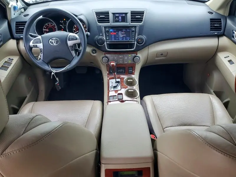 2013 TOYOTA HIGHLANDER LIMITED  