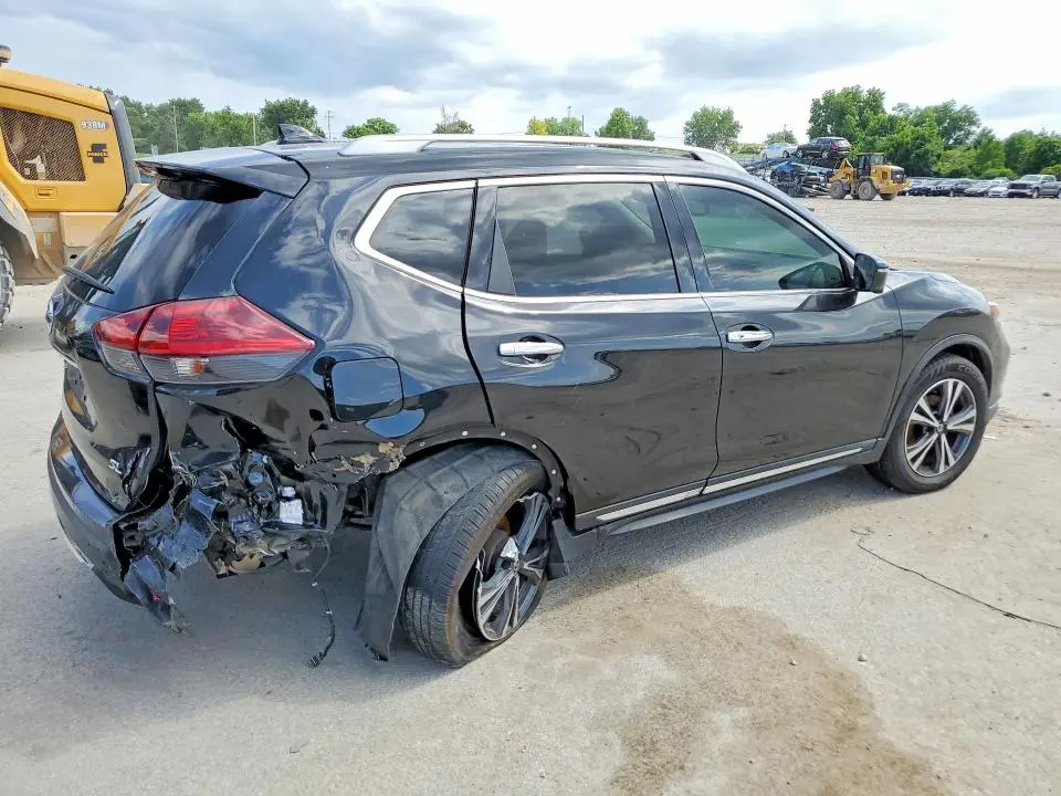 2018 NISSAN ROGUE SL  