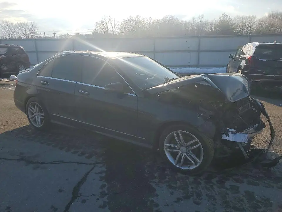 2012 MERCEDES-BENZ C 250  