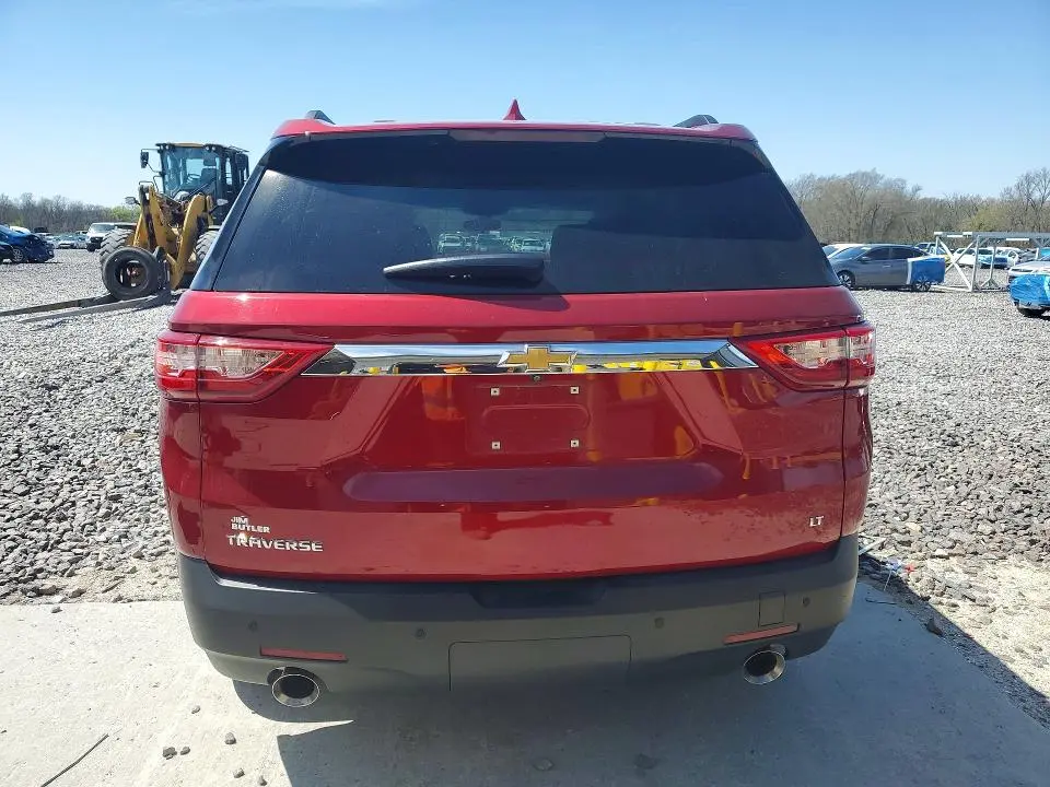 2021 CHEVROLET TRAVERSE LT  