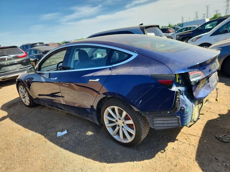 2018 TESLA MODEL 3   