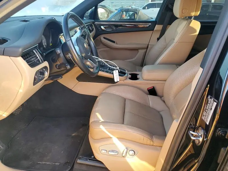 2021 PORSCHE MACAN S  